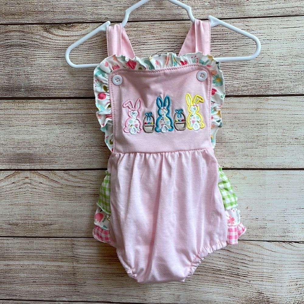 ‎HONEY BEAN EMBROIDERED SUNSUIT
